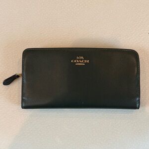 Coach Hunter Green Slim Leather Zip Wallet